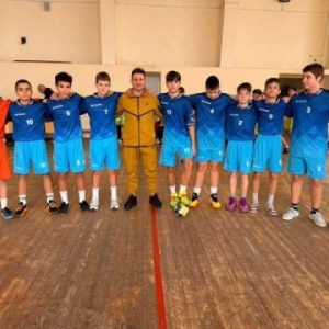 Победа с впечатляващ резултат 19:1 за отборите по хандбал на ОУ „Елисавета Багряна“ в Ученическите игри 2025/2026