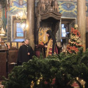 ПРАЗНИЧНИЯТ КОНЦЕРТ НА АНСАМБЪЛ ЗА НАРОДНИ ПЕСНИ И ТАНЦИ-СЛИВЕН ЗАРАДВА ЖИТЕЛИТЕ И ГОСТИТЕ НА ГРАДА