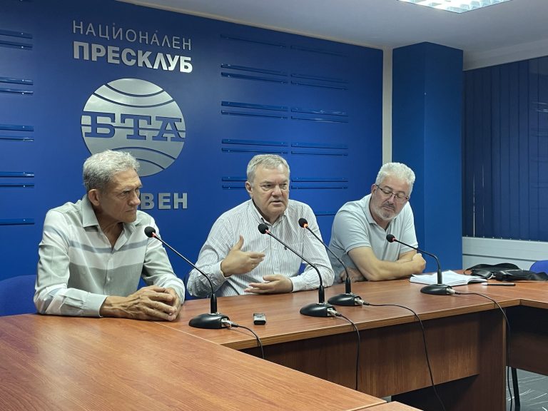 „ЛЕВИЦАТА!“ Е ГОТОВА ДА УЧАСТВА В ДИАЛОГ ЗА КОНСОЛИДИРАНЕ НА ЛЯВОТО, ЗАЯВИ РУМЕН ПЕТКОВ В СЛИВЕН