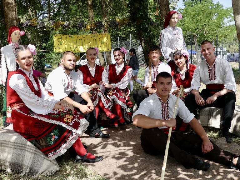 ПО ЕНЬОВДЕН НА СЪБОР КРАЙ ТУНДЖА В НОВОЗАГОРСКОТО СЕЛО БЯНЯ